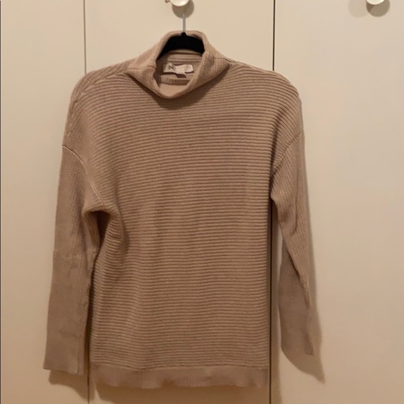 Michael kors beige knit top - Picture 1 of 3